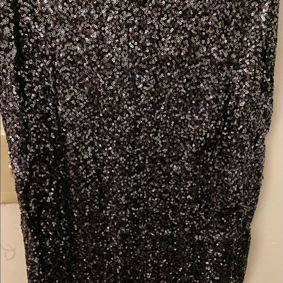 Skirt - Picture 2 of 5